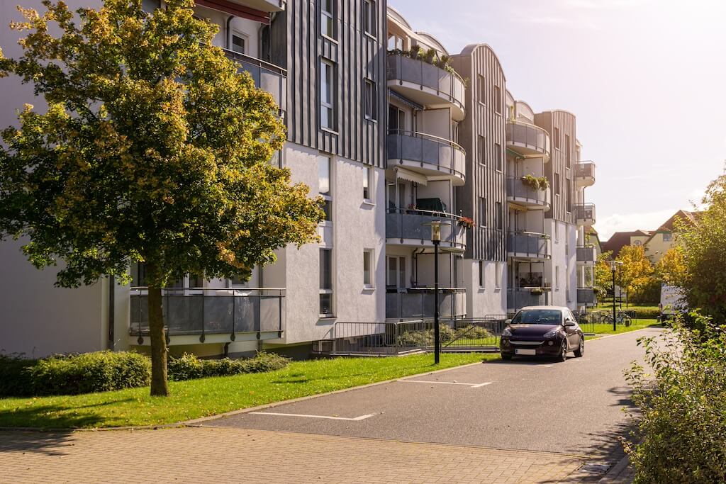 Zakup mieszkania przez spółkę, umowa przedwstępna, składka na DFG, harmonogram płatności