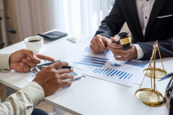 Dochodzenie wierzytelności na drodze cywilnej mimo upadłości spółki