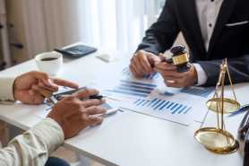 Dochodzenie wierzytelności na drodze cywilnej mimo upadłości spółki