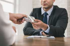 Pożyczka dla spółki z o.o. od wspólnika, czy wystarczy zwykła umowa pożyczki